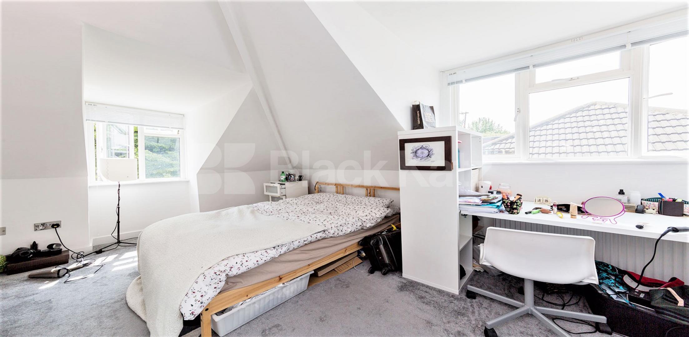 Modern Apartment Sinclair Gardens, Shepherds Bush